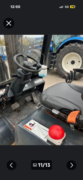 Empilhador Doosan triplex 2.5T de 2023