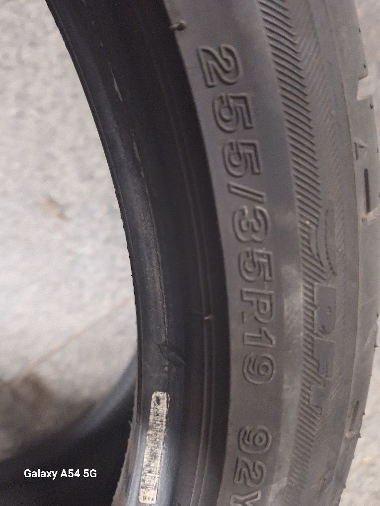 Opony używane Bridgestone 255/35-19 para