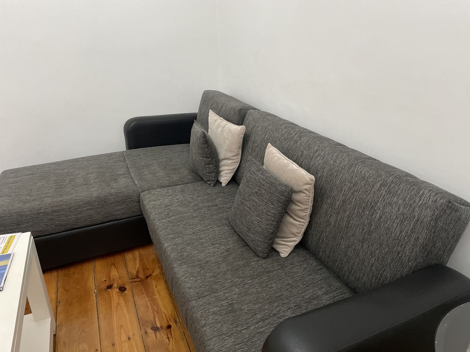 Sofa com sofa cama. Chaselong