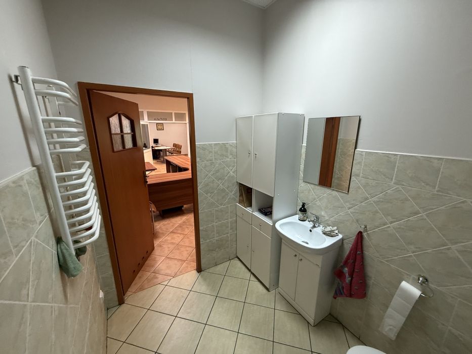 Sprzedam lokal mieszkaniowy biuro mieszkanie