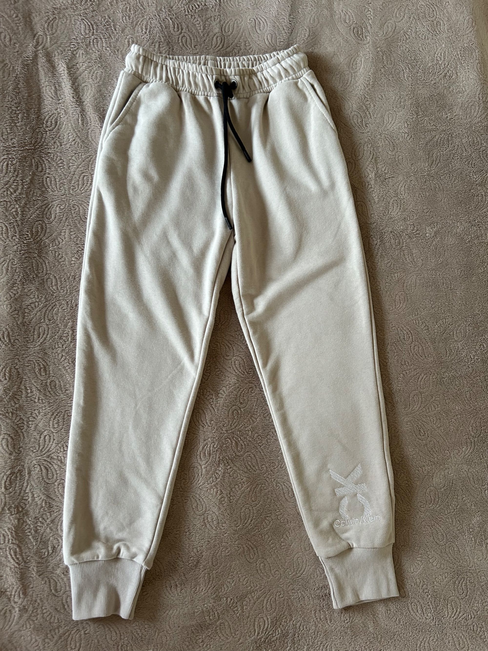 Костюм!Calvin Klein! Оригінал!