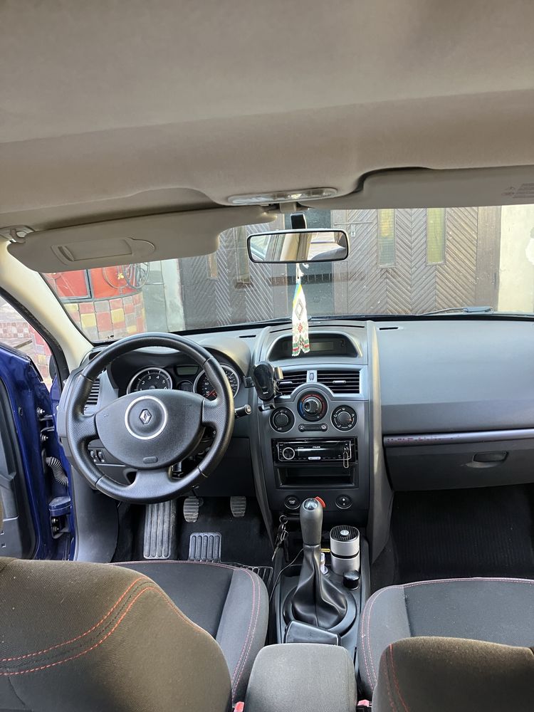 Renault megane 2 1.6 бензин