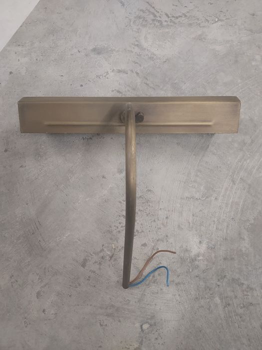 Candeeiro de parede em cor bronze