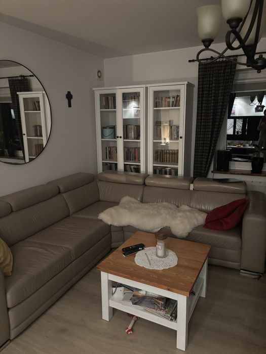 Rozkładana kanapa narożna