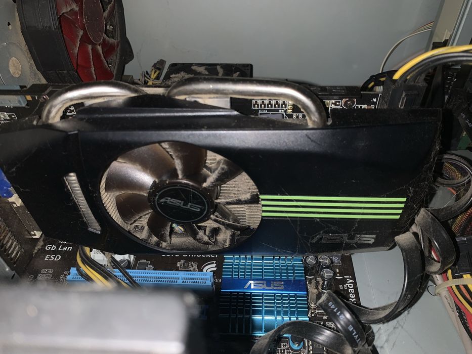 Відео карта асус на 1гб