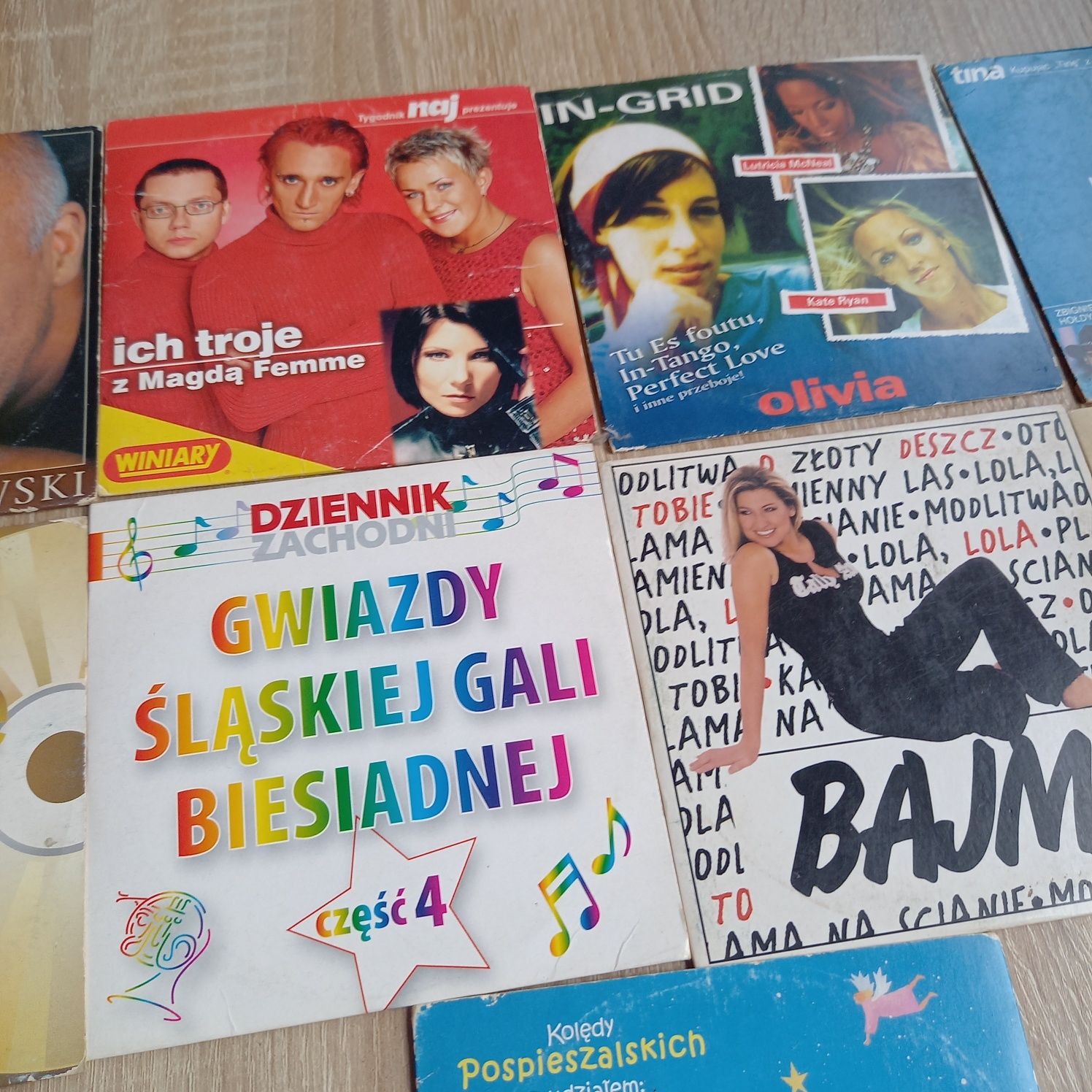 Płyty CD różni wykonawcy 9 sztuk