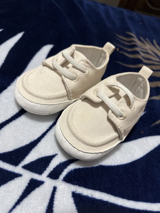Baby shoes 1-3 months