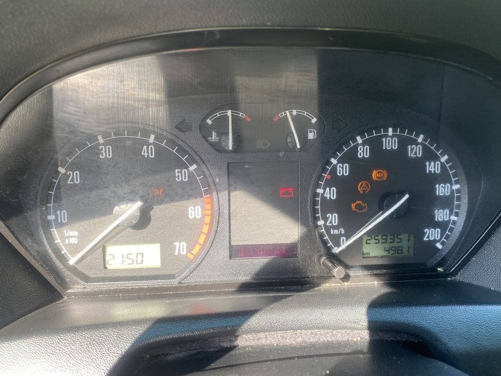 Продам Skoda Fabia автомат 1.4