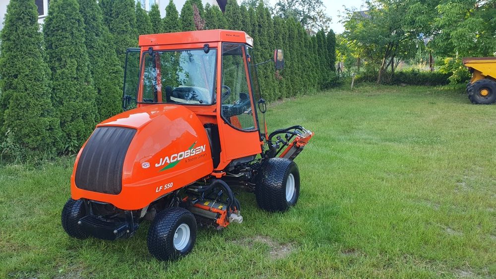 Kosiarka wrzecionowa Jacobsen LF 550