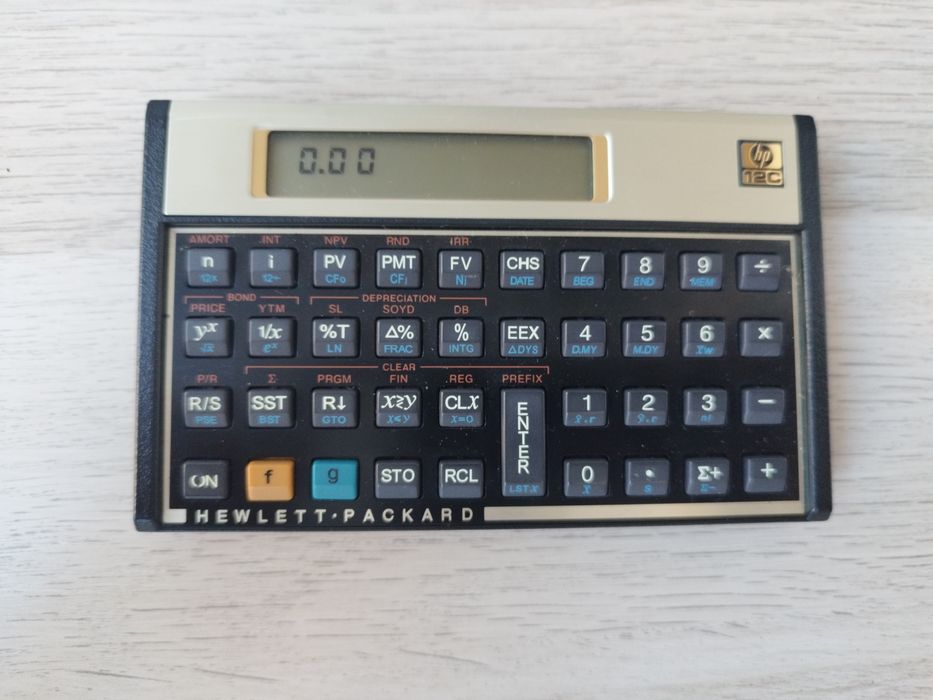 Calculadora Financeira HP 12C - com capa e pilhas novas