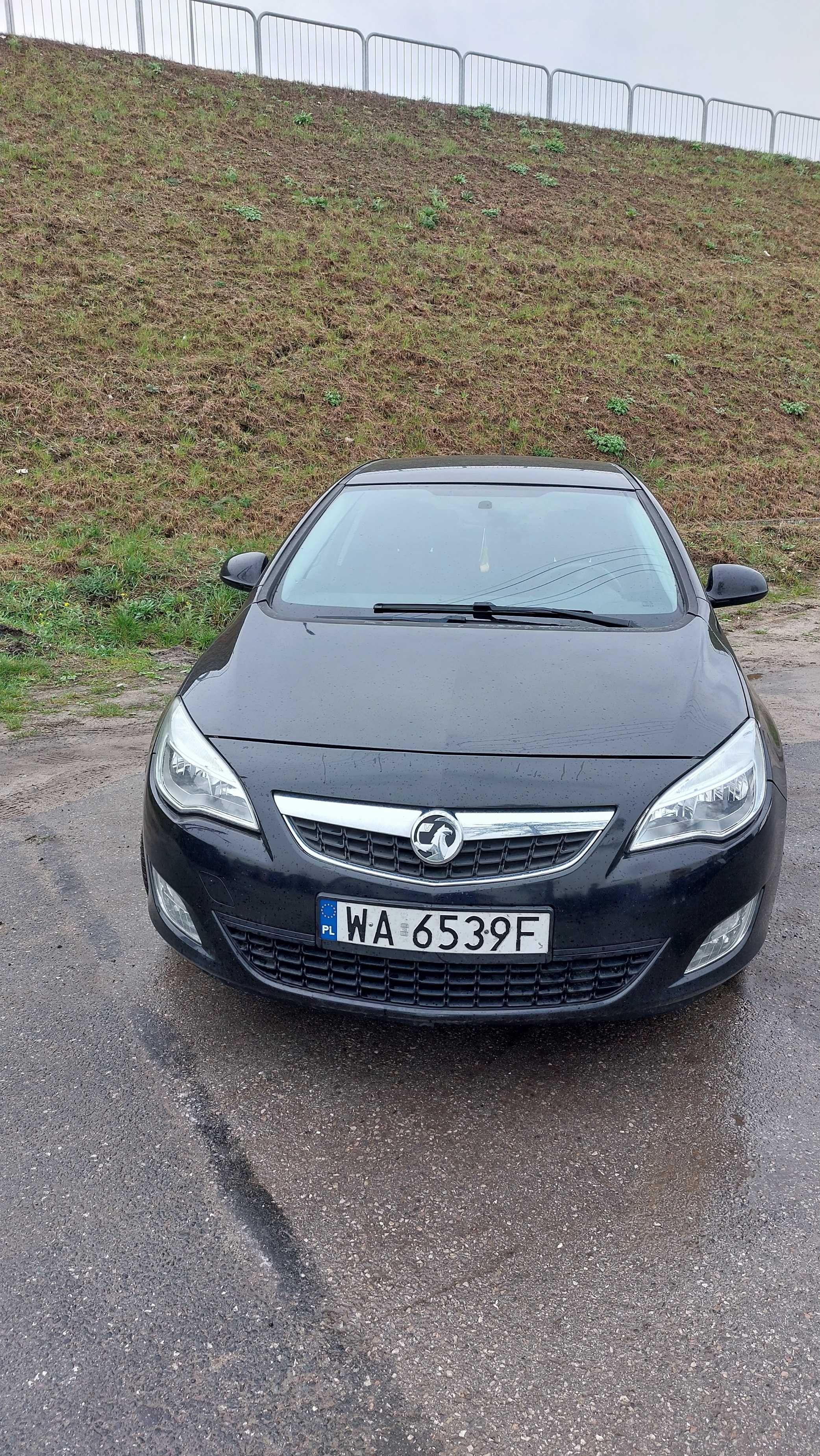 Opel ASTRA 1,4 TURBO wersja J