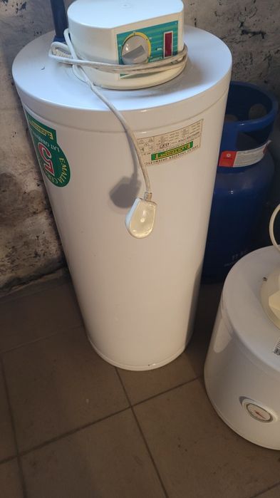 Podgrzewacz wody 40l