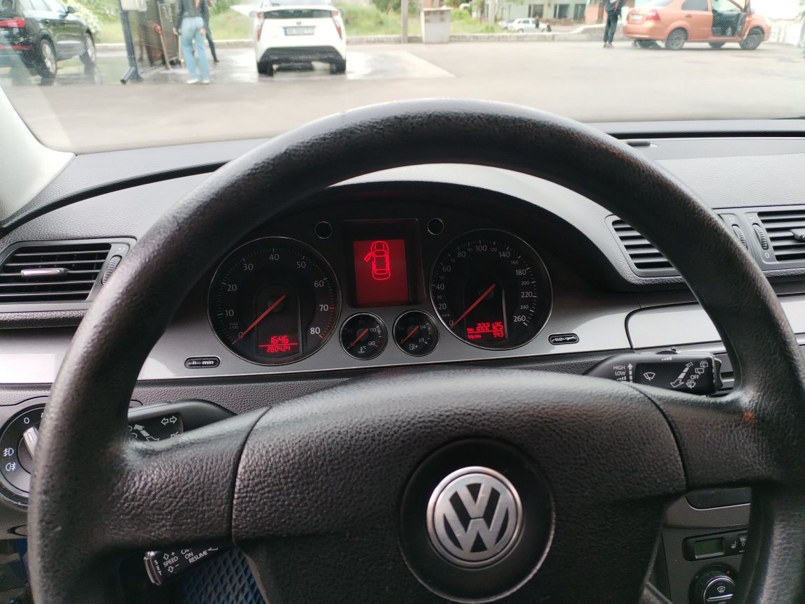 Продам volkswagen passat b6 1.8