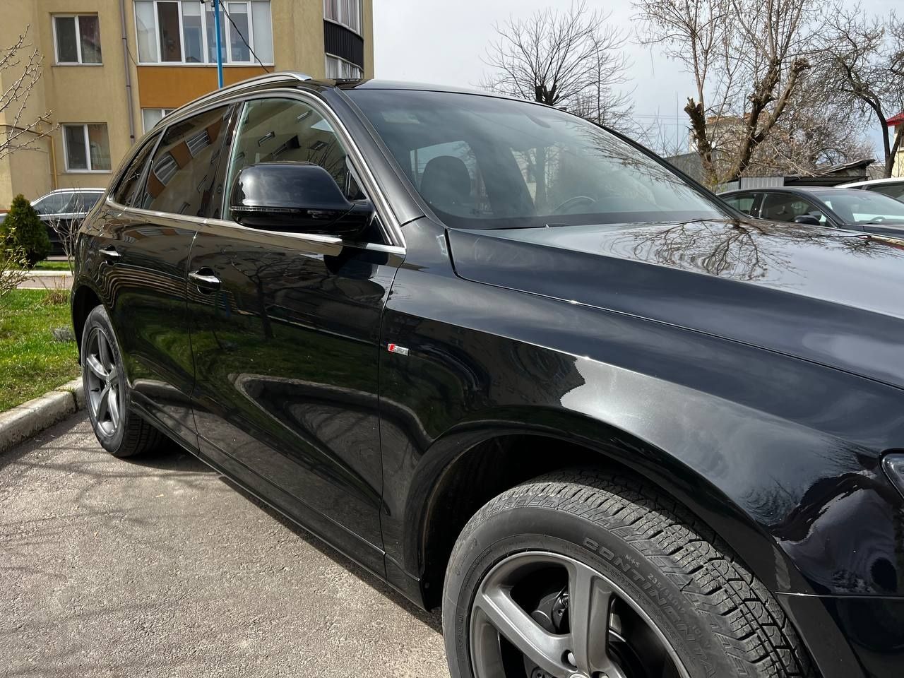 Продам Audi Q5 s-line