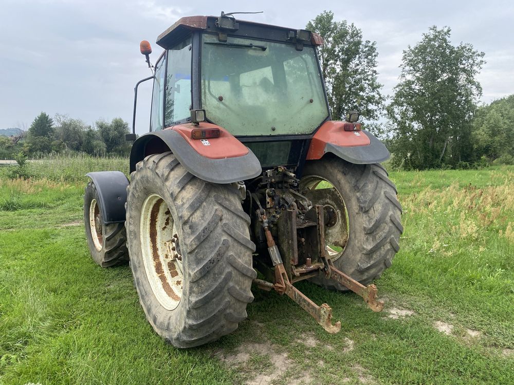 Traktor NEW HOLLAND M100 . Sprowadzony . Fiat Fiatagri