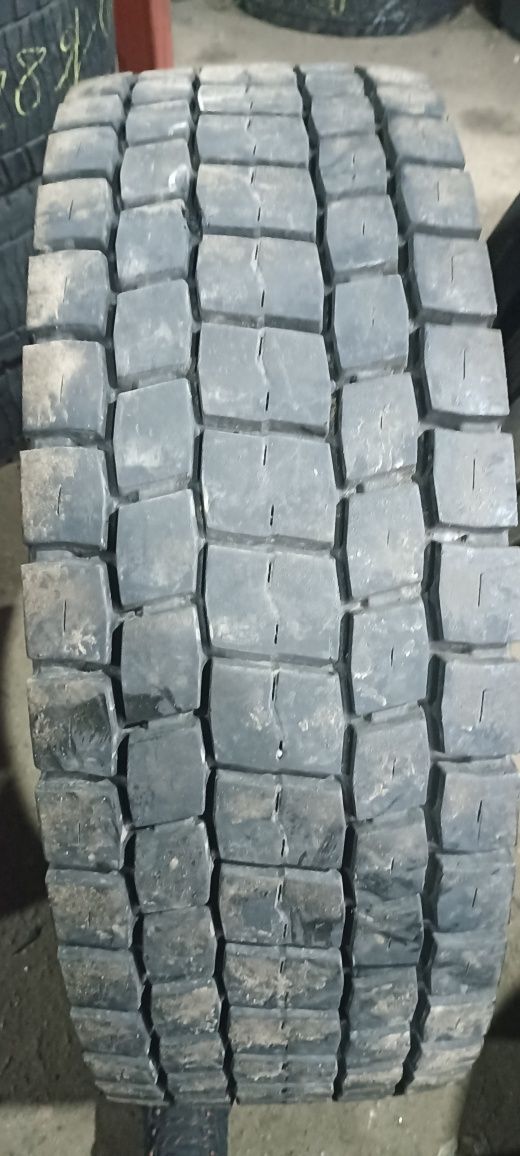 315/80R22.5 Грузові шини