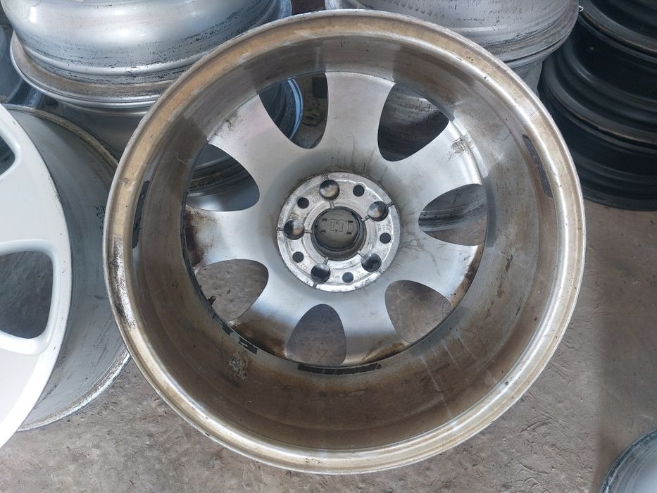 Диски AUDI Q7 R18 5/130 J7.5 ЦО76 ET53