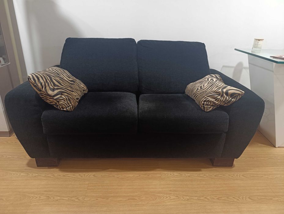 Sofá 2 lugares tecido Aqualand