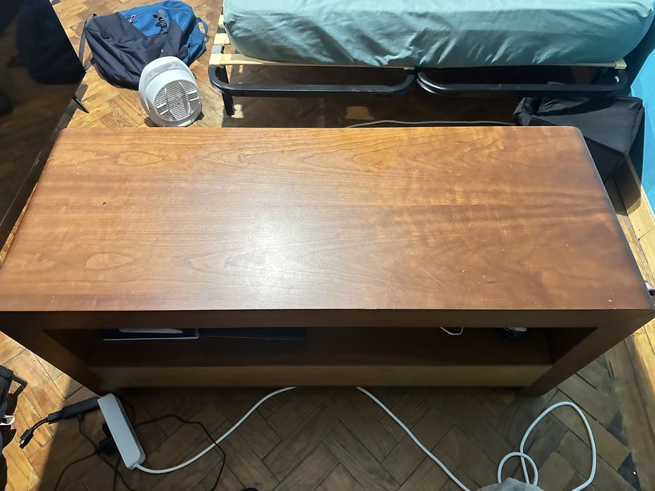 Vendo movel para TV.