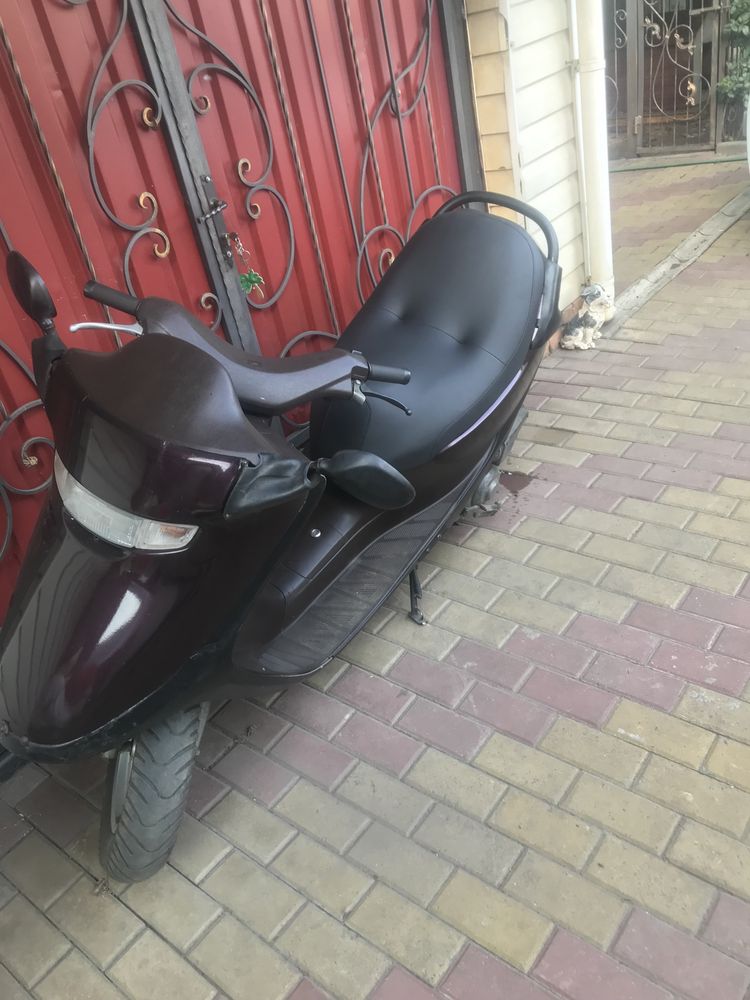 Продам мопед Honda broad (кабіна)