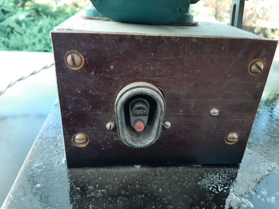 Станок заточний/ шліфувальний