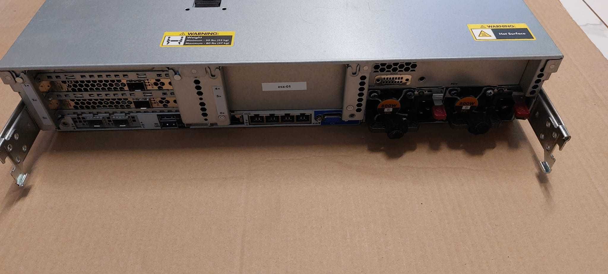 Serwer HP ProLiant DL380 G9 8 SFF 2,5  2szt 2667 V4 384GB