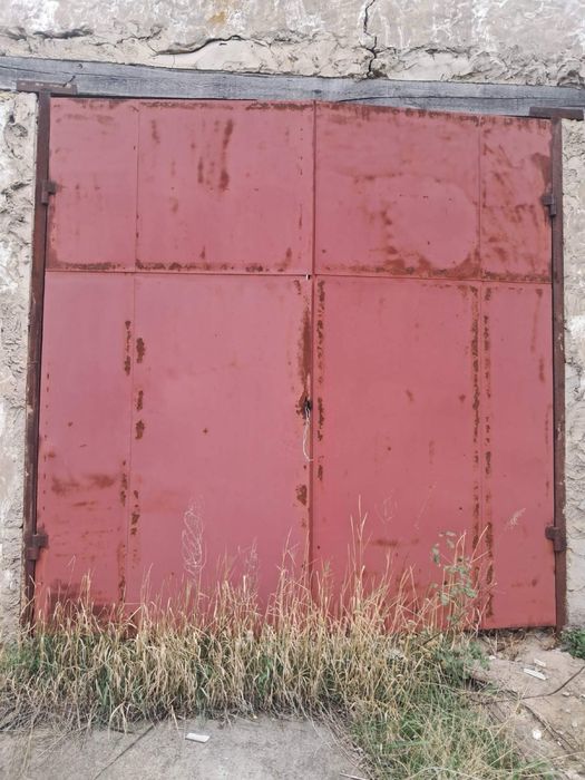 Продам гаражні (для бокса) ворота