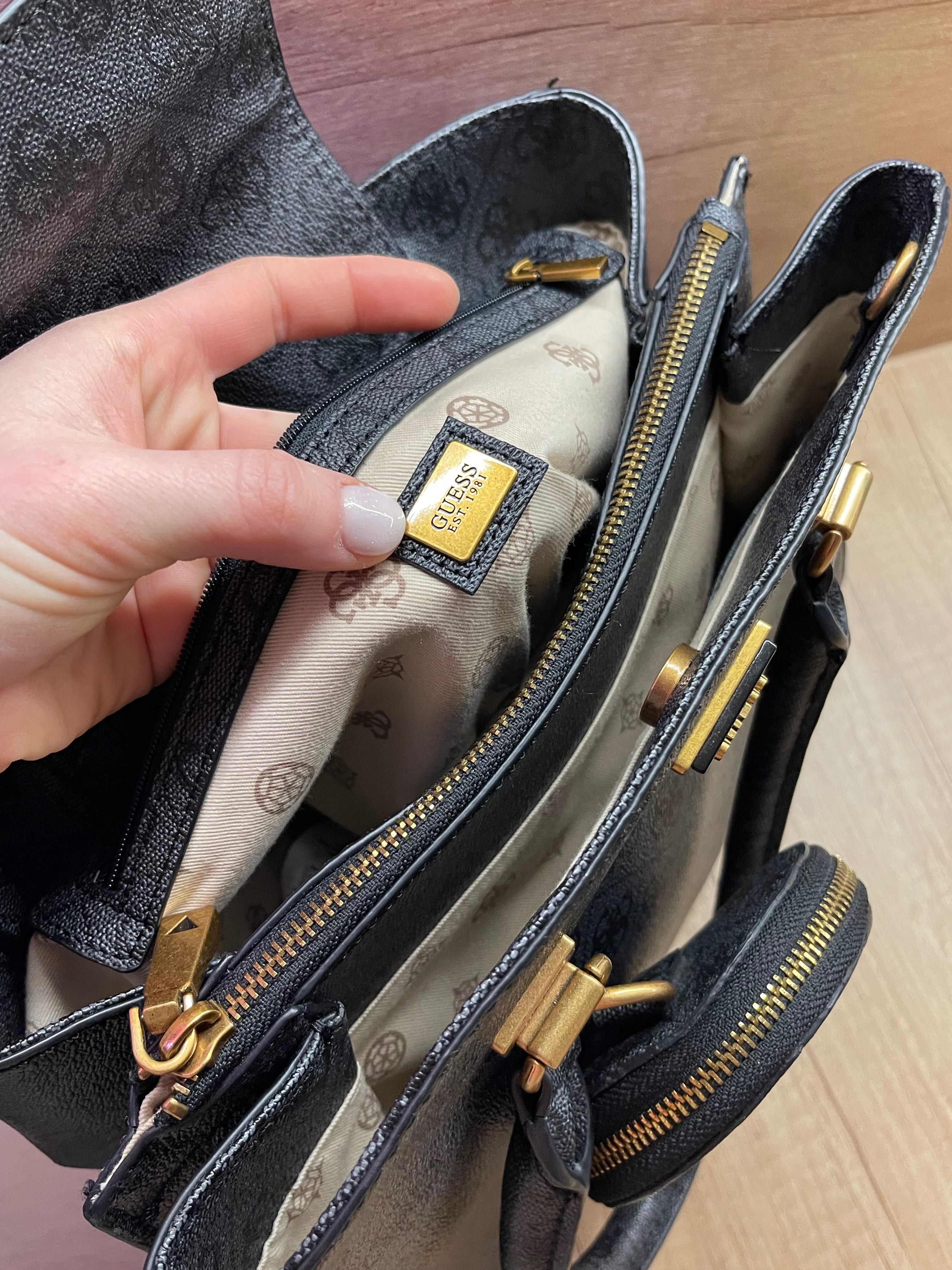 Torebka Guess Alexie Girlfriend Satchel