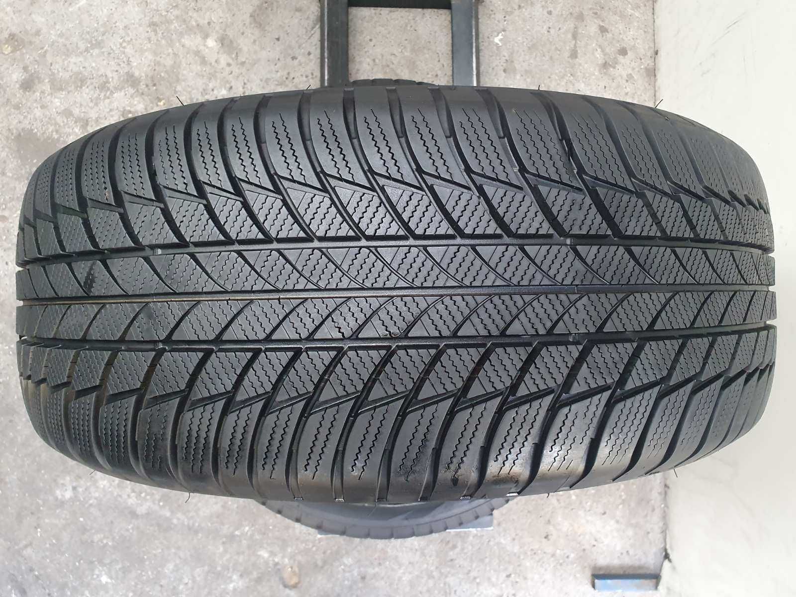 2x Bridgestone Blizzak LM001 225/60r18  7mm 2022r