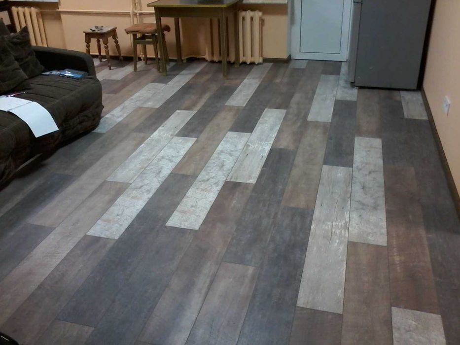 От 140 грн. Укладка ламината, виниловых полов, плинтус.