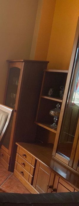Móvel de sala em bom estado