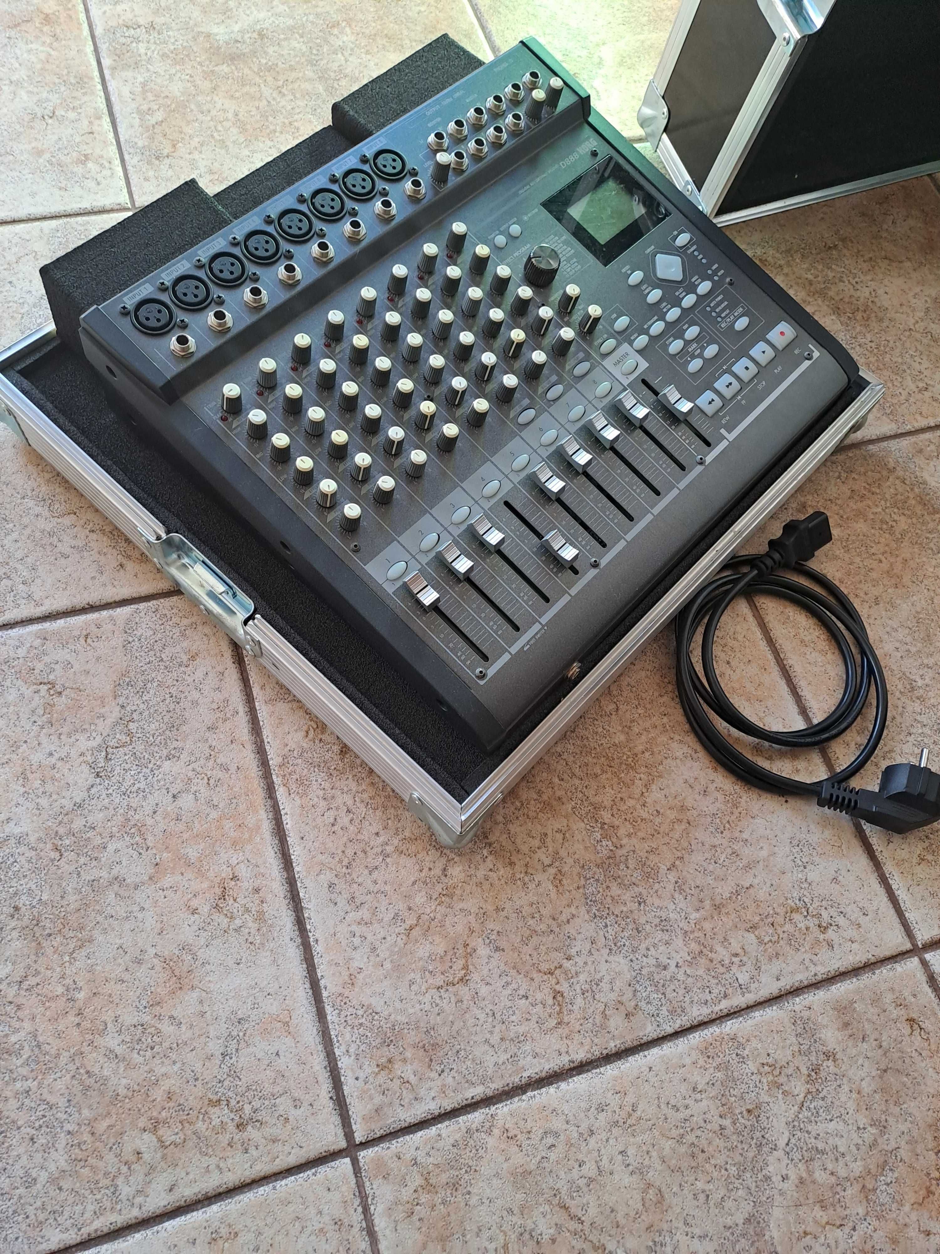 Mikser audio Korg D888 / wieloślad / stacja nagrywająca