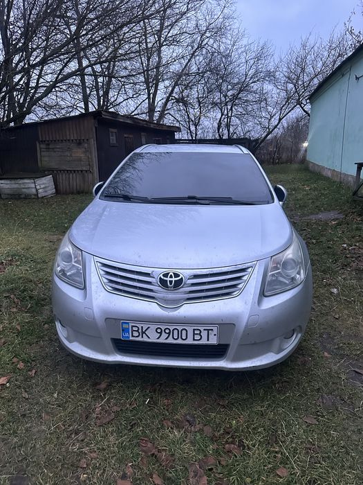 Toyota avensis t27
