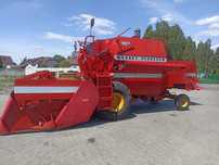 Kombajn zboźowy Massey Ferguson 307.330.23