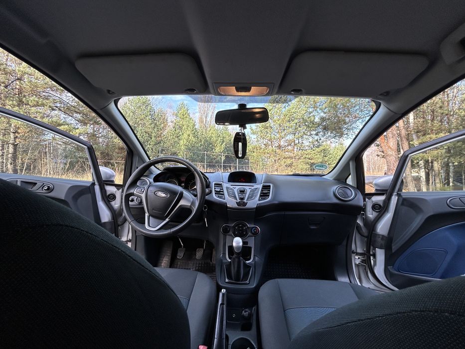 Форд Фієста в чудовому стані