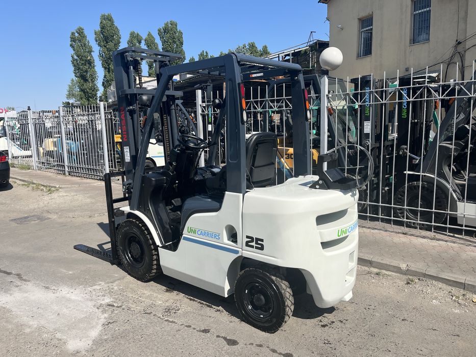 Вилковий навантажувач Nissan-Unicarriers, вилочный погрузчик