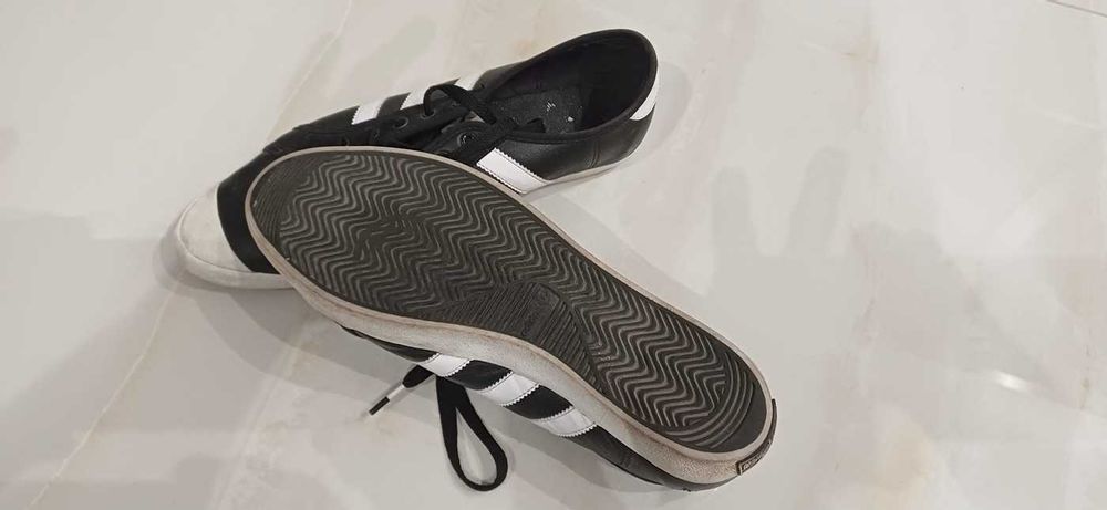 Buty adidasy - trampki damskie czarne Adidas rozmiar 40