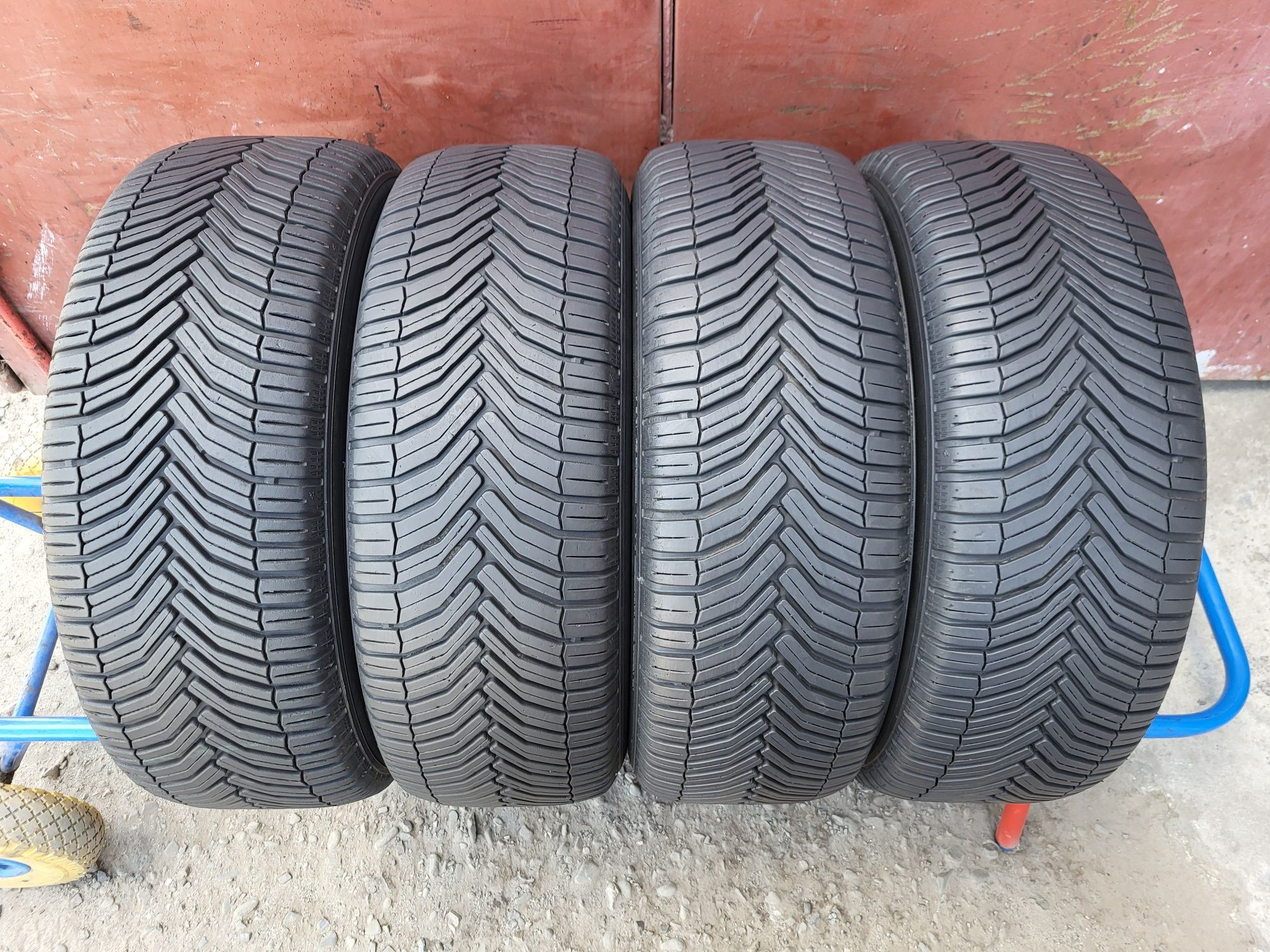 205/55/16 R16 Michelin CrossClimate+ 4шт ціна за 1шт шини