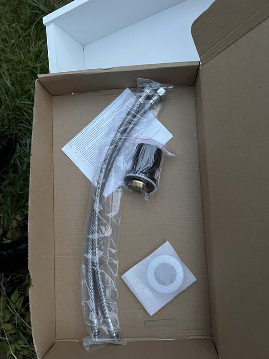 Bateria , umywalka  , zlew kuchenny , czarna