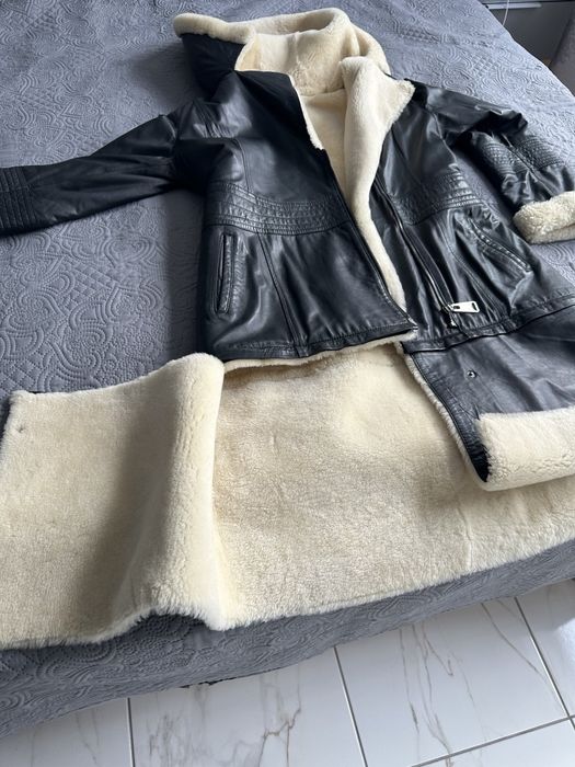 Продам кожаное пальто