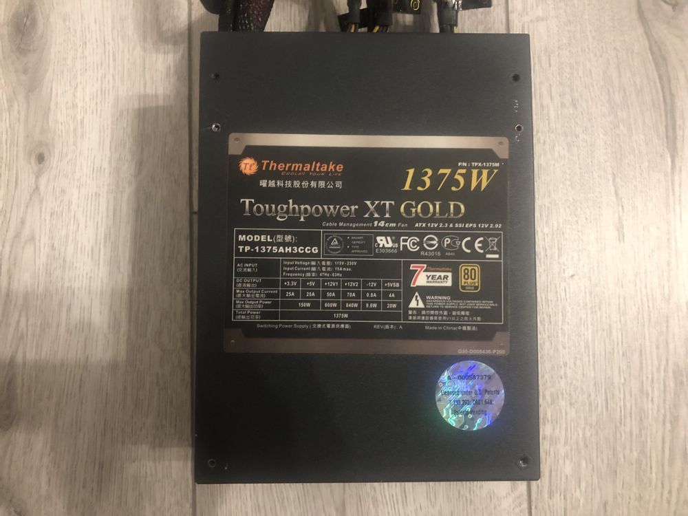 Блок Живлення Thermaltake Toughpower XT Gold  1375W