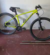 Bicicleta BTT Specialized