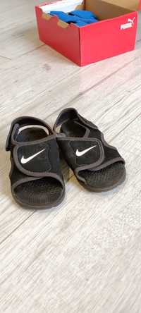 Sandałki Nike r 25