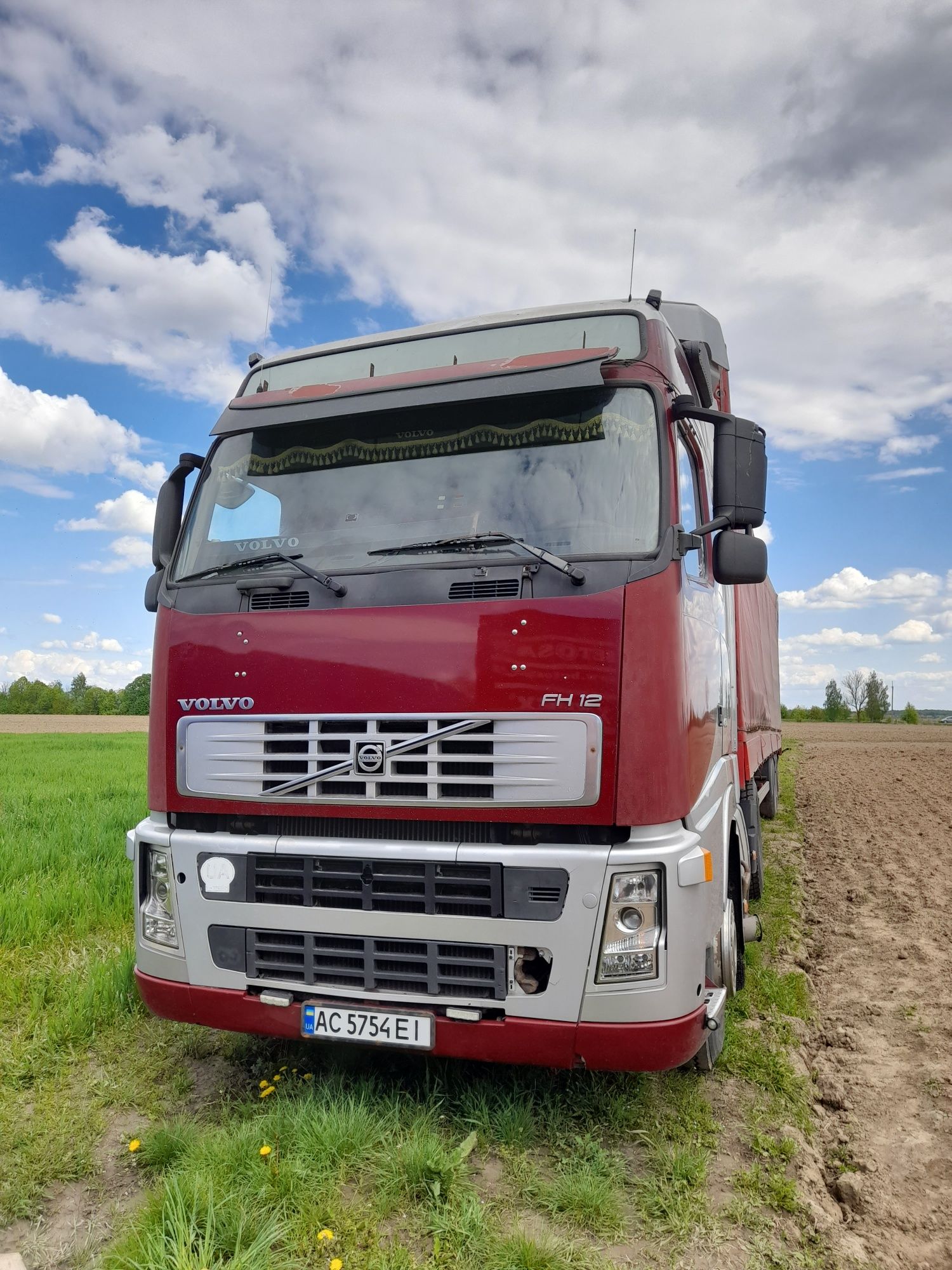 Комплект Volvo FH12 2002 + тент Narko St3