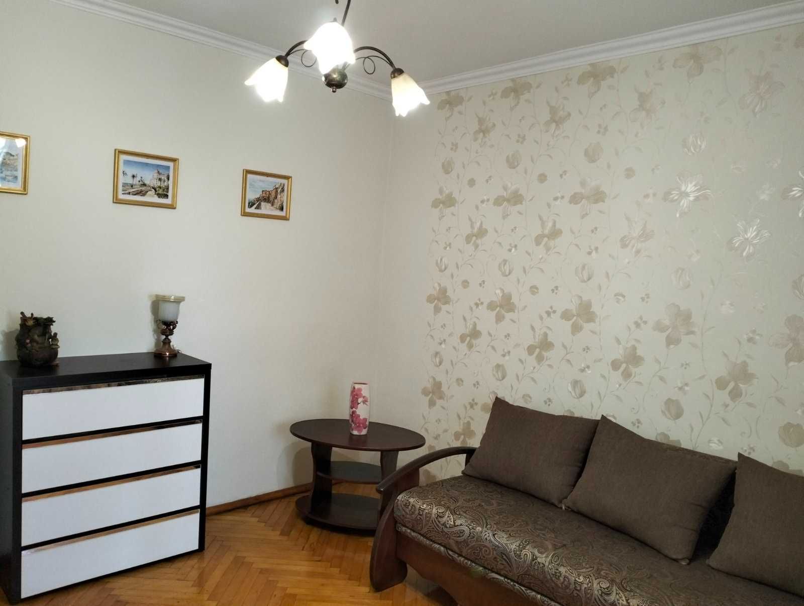 Продам коттедж, зупинка "Мальовнича.