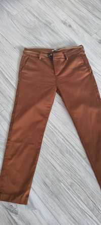ORSAY eleganckie spodnie chinosy z paskiem kolor brązowy r.38 M