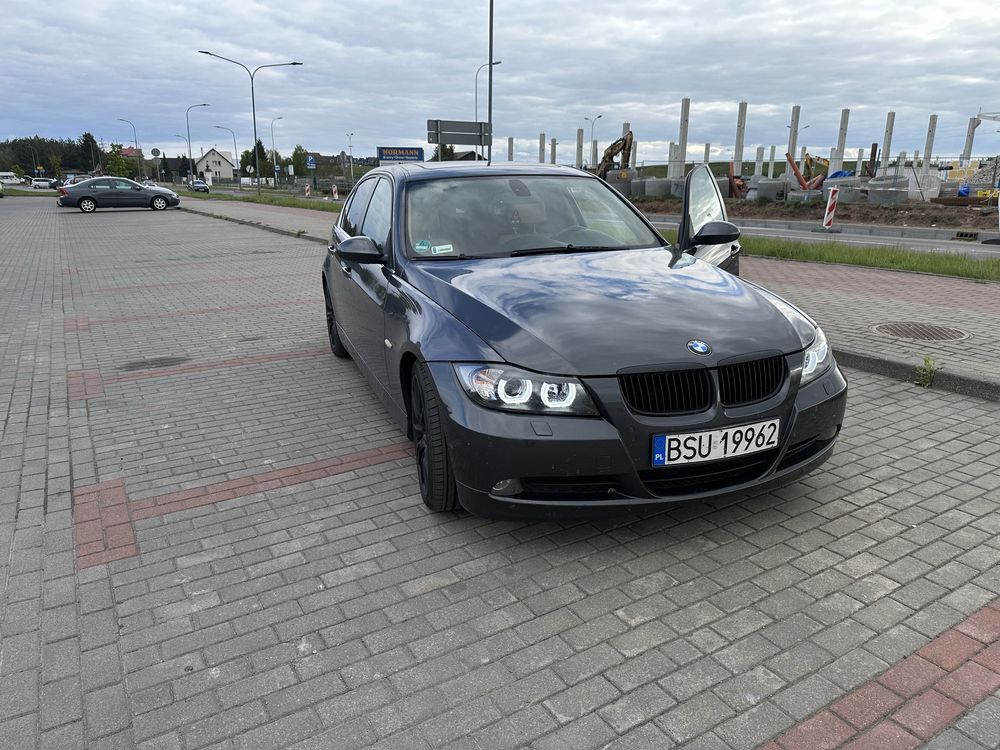 Bmw 325i e90.