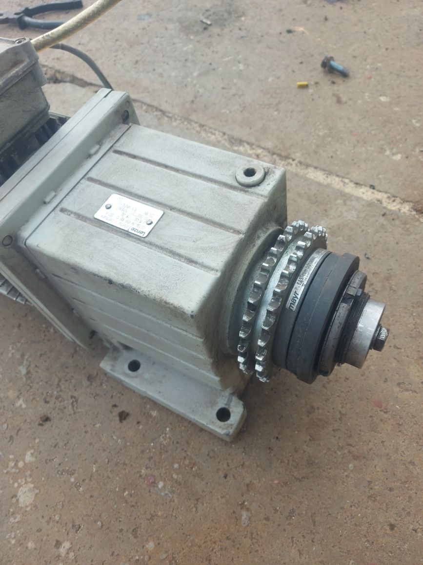 Motoreduktor 2 biegowy 2.2 kw