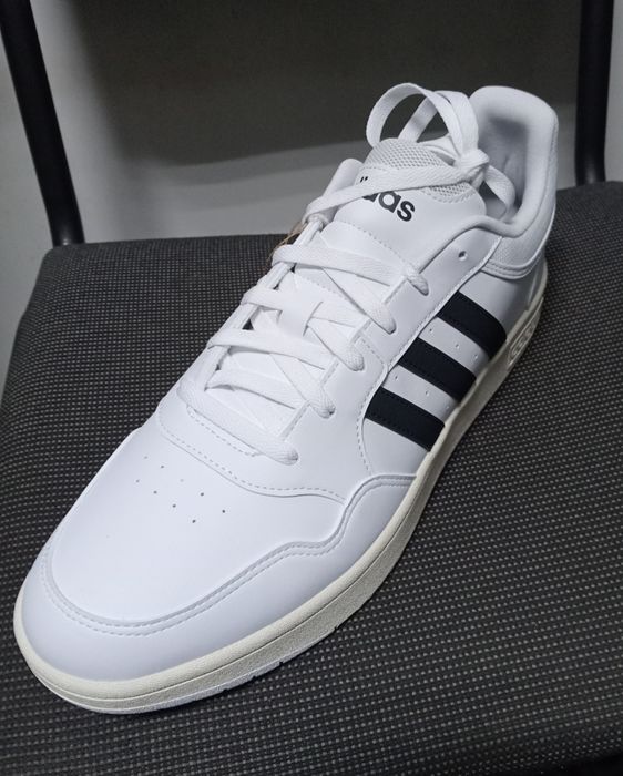 Кросівки Адідас оригінал 41.5-26,5 см та 49 розмір,32.5 см