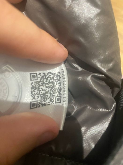 Bezrękawnik moncler roz L